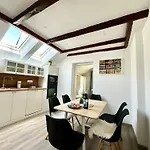 アパート New Sunny 3-room With A Terrace *