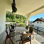 アパート New Sunny 3-room With A Terrace *