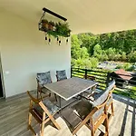 アパート New Sunny 3-room With A Terrace リュブリャナ