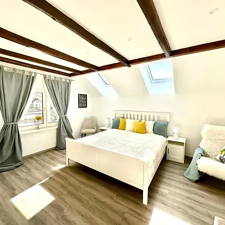 Apartment Sunny 3-room With A Terrace