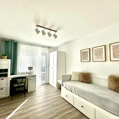 New Sunny 3-room With Parking And Air Conditioning * Λιουμπλιάνα