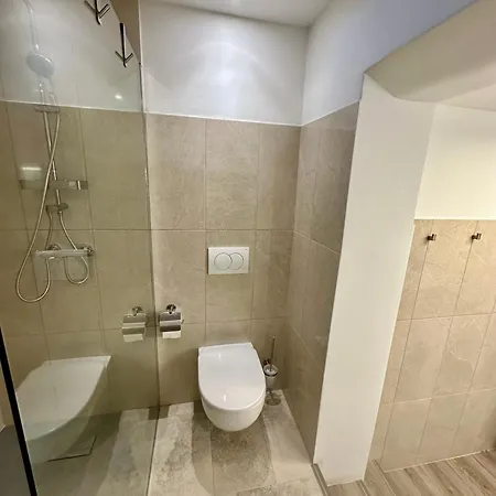 New Sunny 3-room With Parking And Air Conditioning * Λιουμπλιάνα